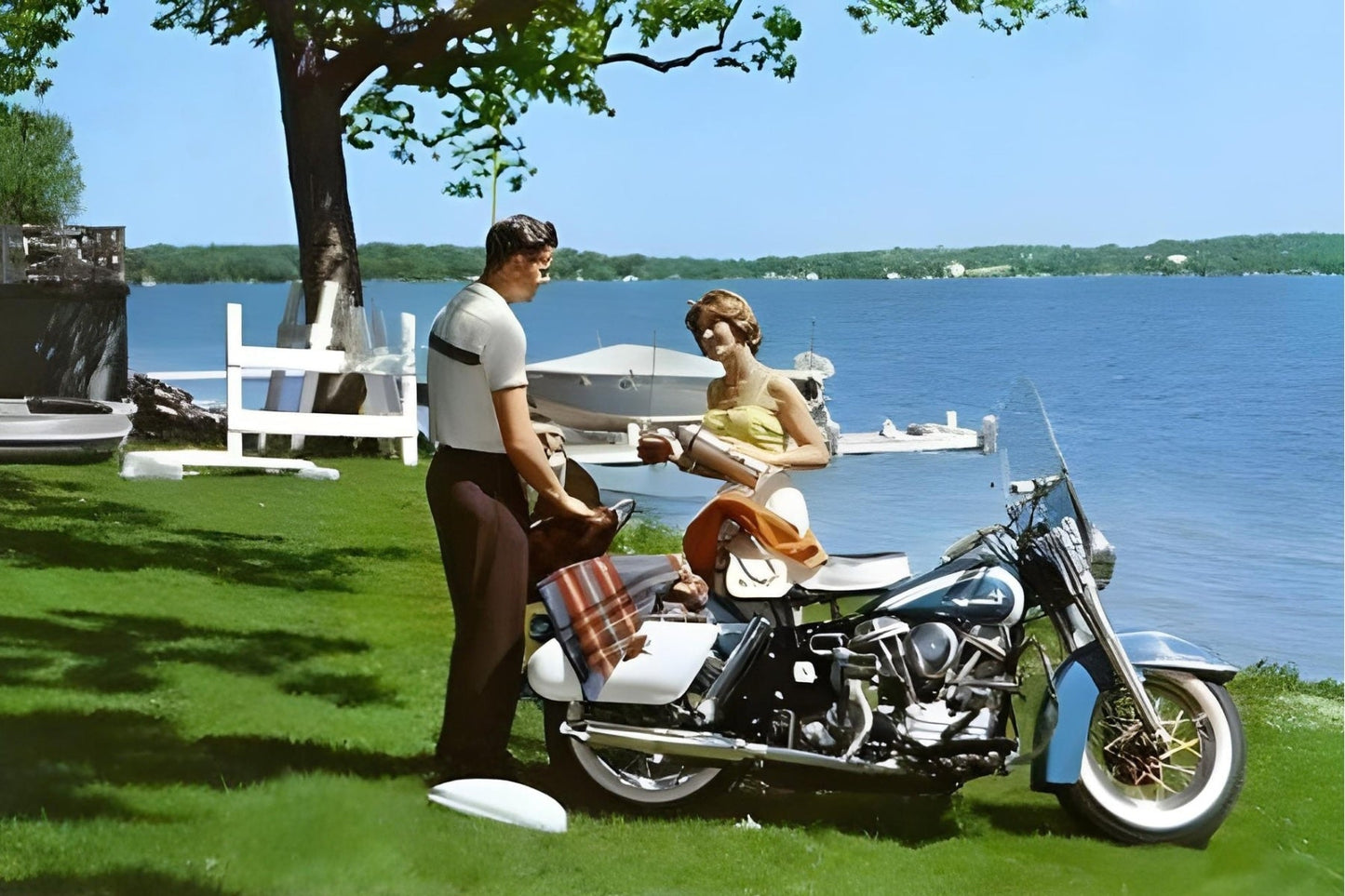 Moto Love Postal Card